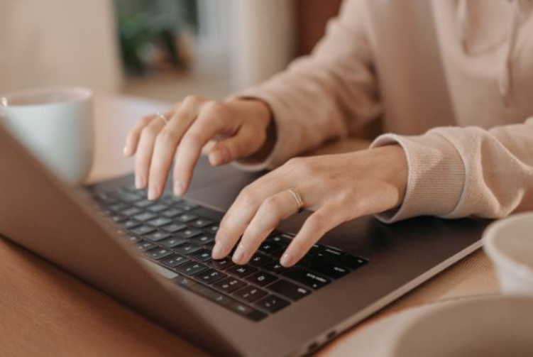 How to Earn Money Online for Students by Typing: A Complete Guide